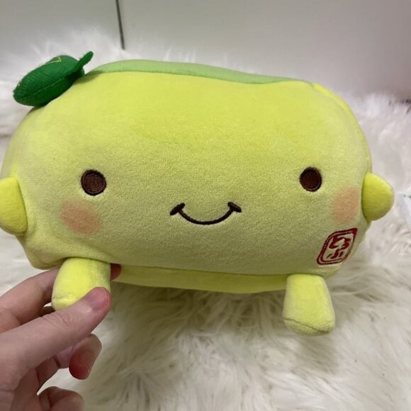 Tofu Cushion Plush Green - Picture 2 of 9